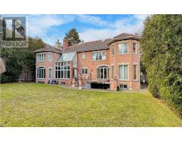 11 VERNHAM AVENUE, Toronto, Ontario