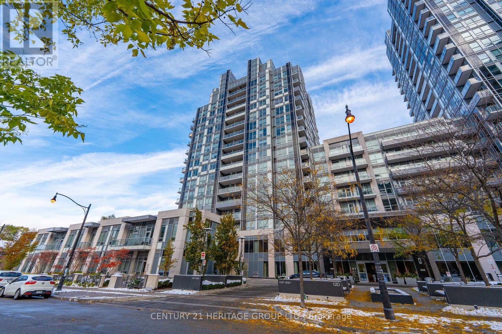 240 - 120 HARRISON GARDEN BOULEVARD, Toronto, Ontario