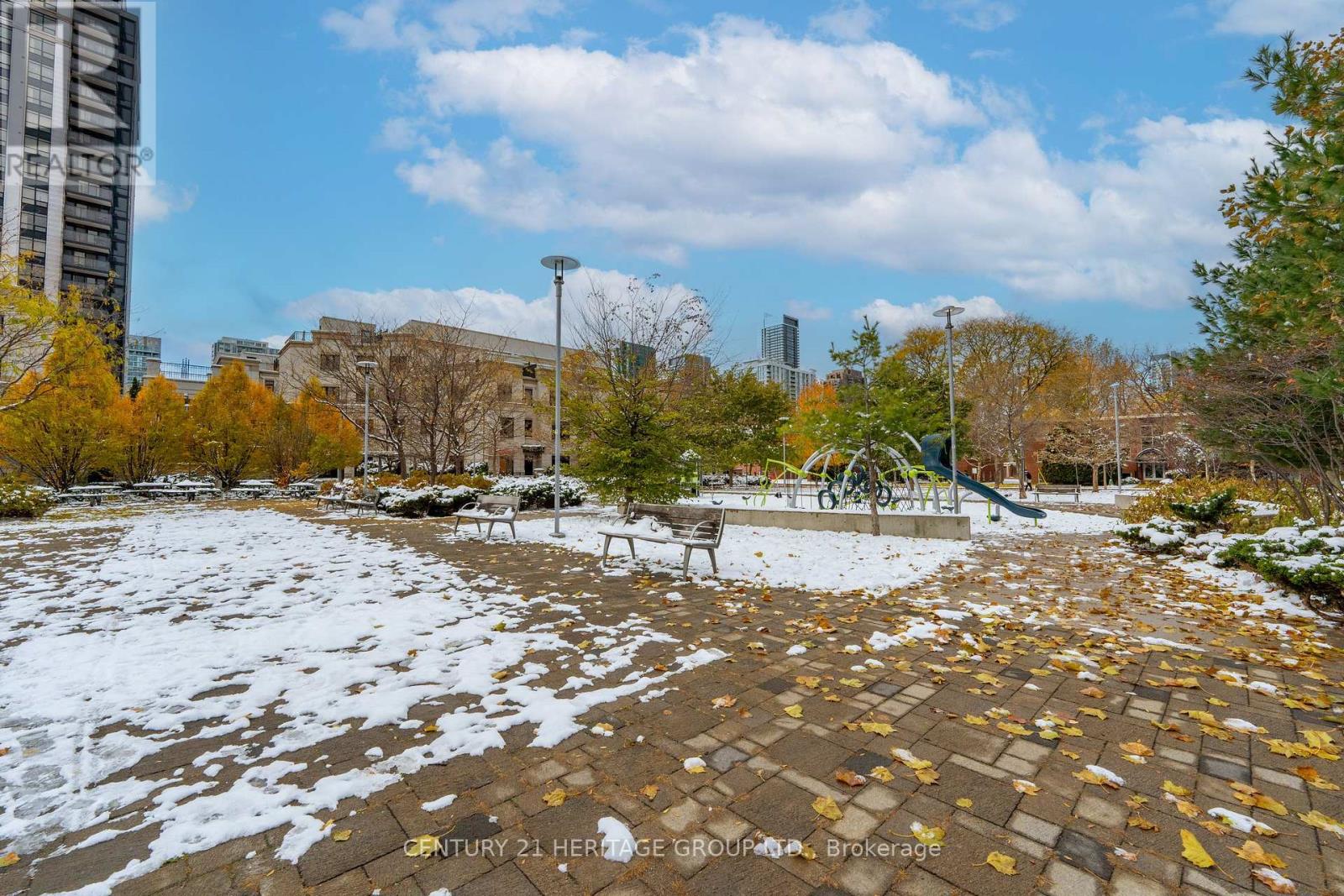 240 - 120 Harrison Garden Boulevard, Toronto, Ontario  M2N 0C2 - Photo 4 - C12536776