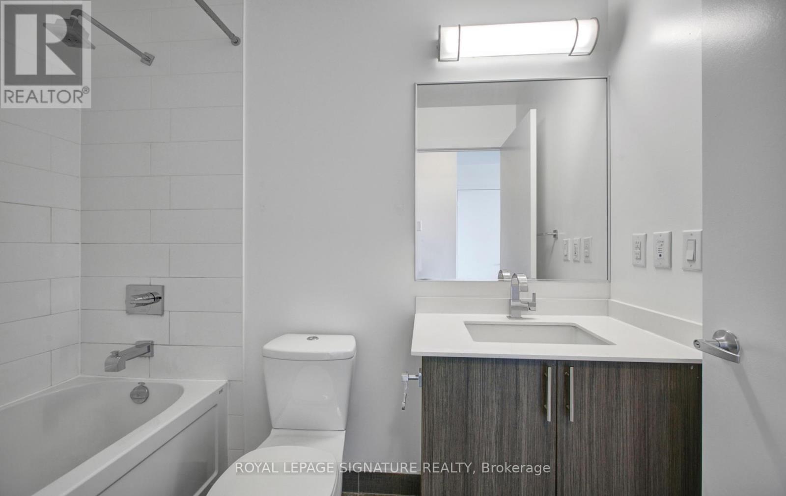 2301 - 225 Sackville Street, Toronto, Ontario  M5A 0B9 - Photo 12 - C12536832