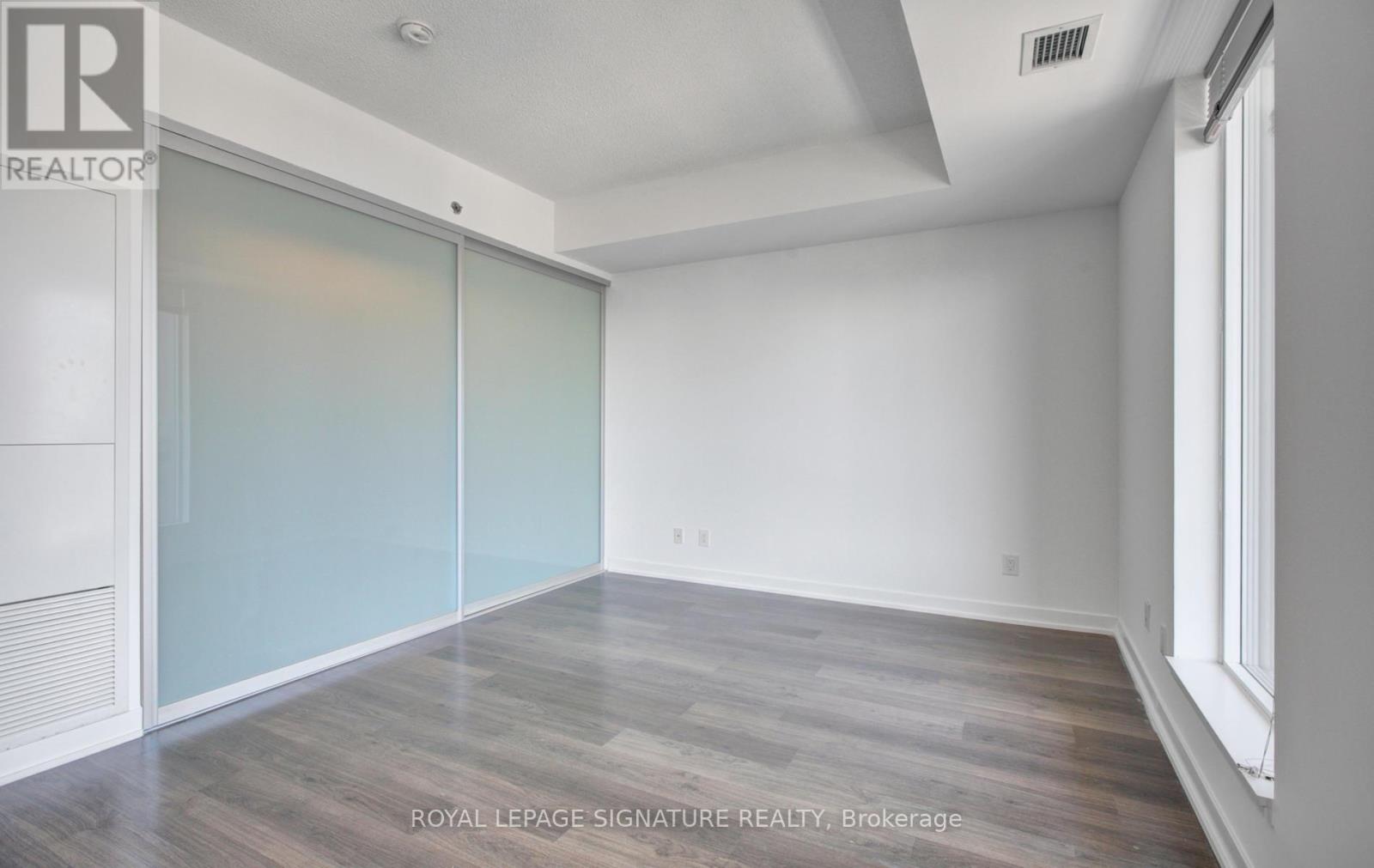 2301 - 225 Sackville Street, Toronto, Ontario  M5A 0B9 - Photo 14 - C12536832