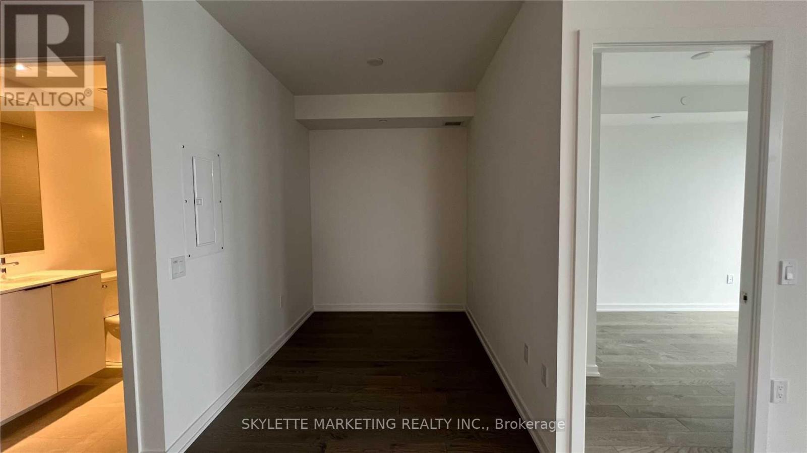 801 - 50 Power Street, Toronto, Ontario  M5A 0V3 - Photo 7 - C12536846