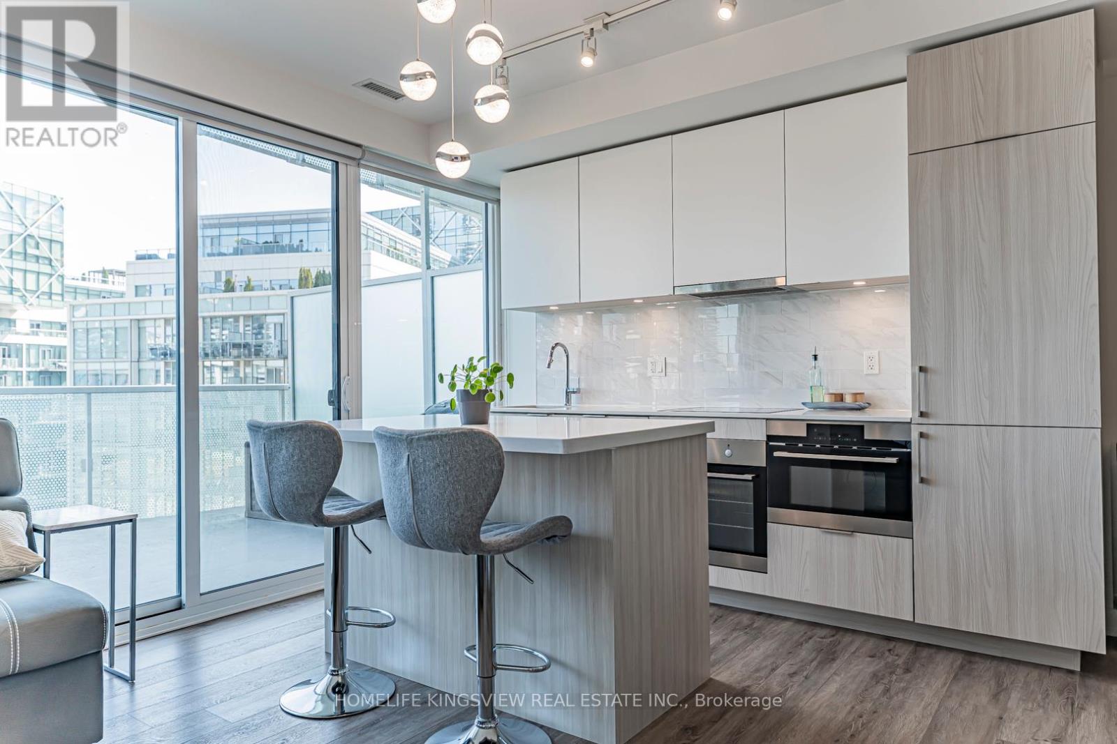 923 - 15 Queens Quay E, Toronto, Ontario  M5E 0C5 - Photo 11 - C12536868