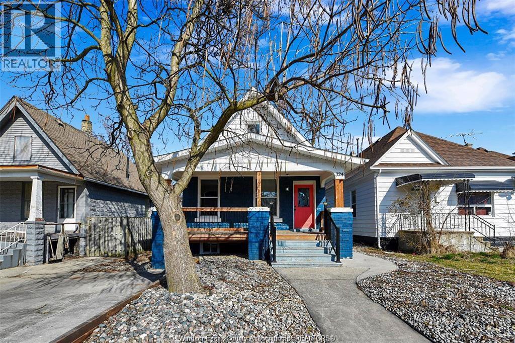 MLS# 25028616: 324 PIERRE AVENUE Unit# MAIN, Windsor, Canada