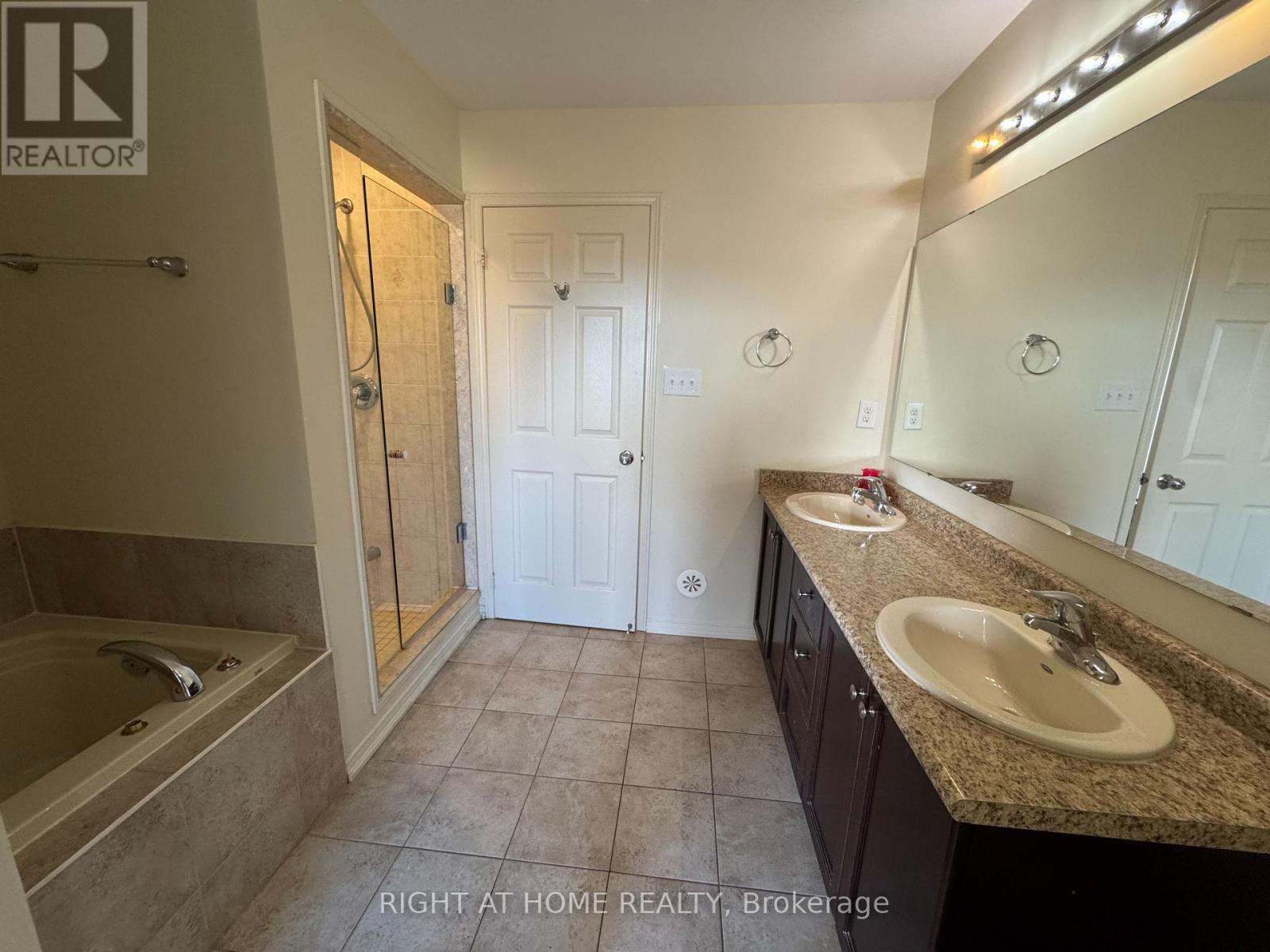 229 Dairy Drive, Toronto, Ontario  M1L 0G4 - Photo 14 - E12536756