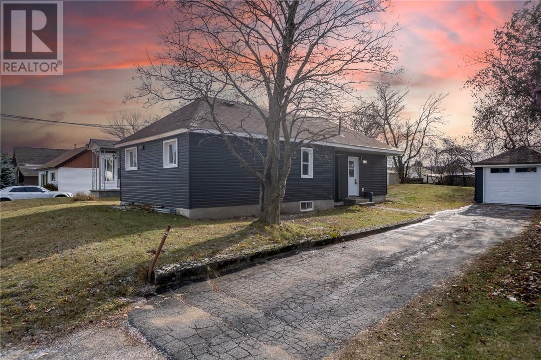 389 Albert, Espanola, Ontario