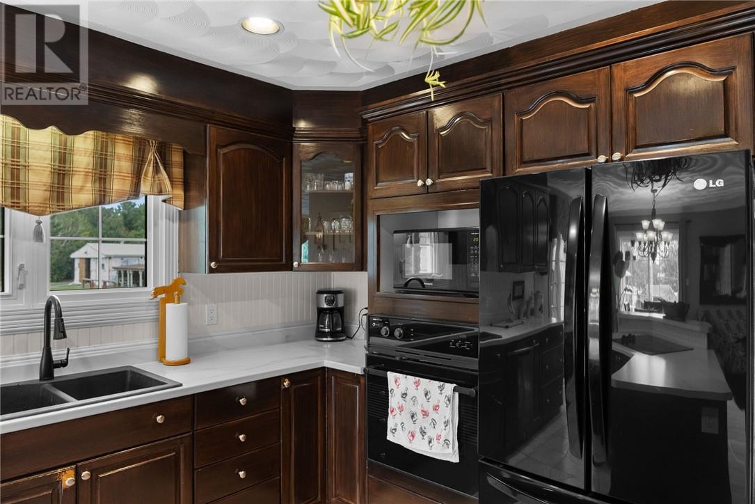 5041 Notre Dame Avenue, Hanmer, Ontario  P3P 1X4 - Photo 11 - 2125624