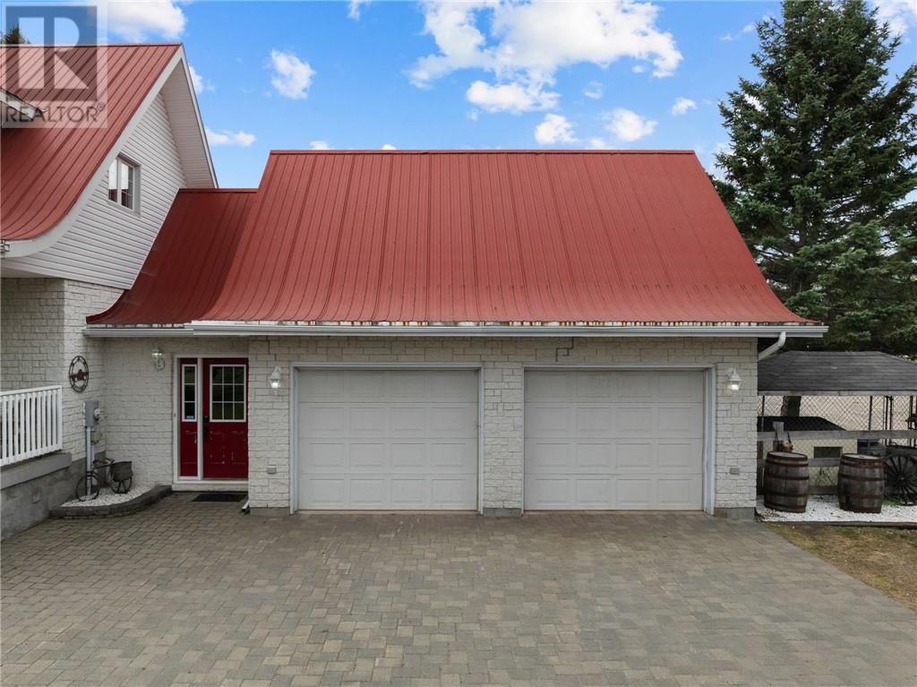 5041 Notre Dame Avenue, Hanmer, Ontario  P3P 1X4 - Photo 37 - 2125624