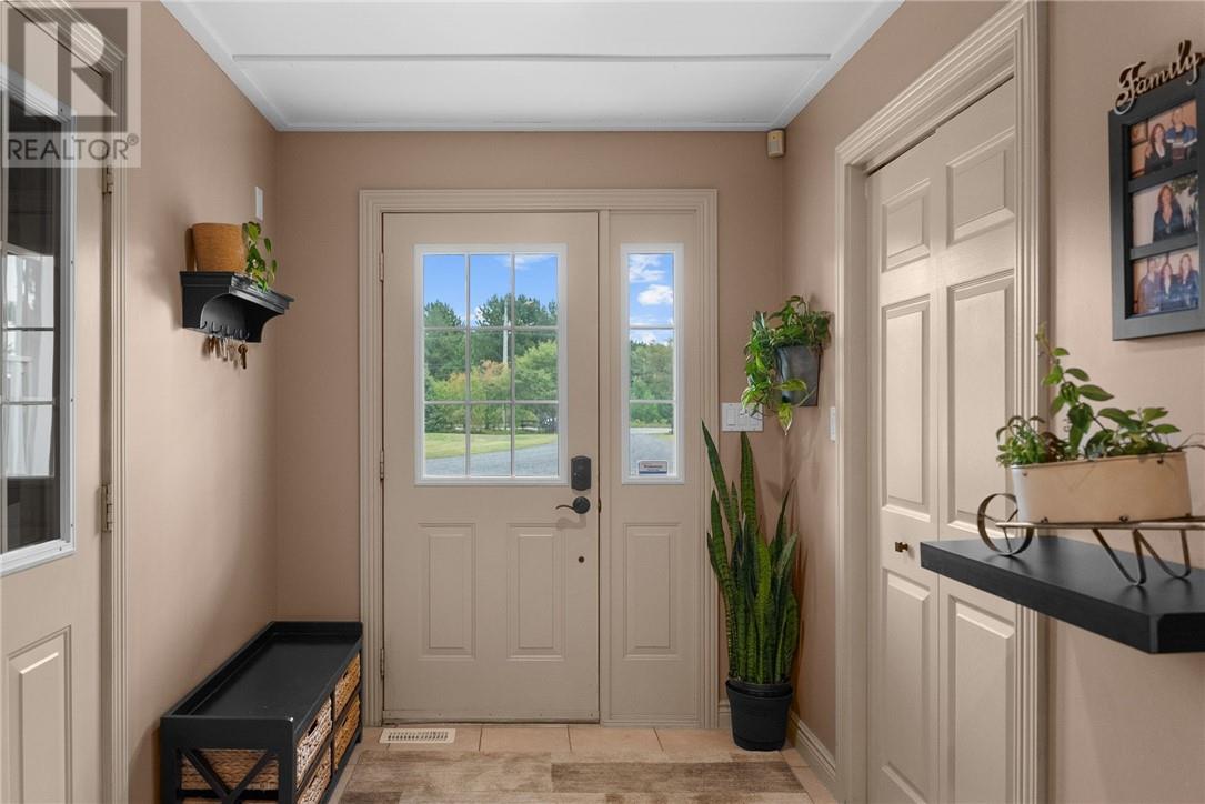 5041 Notre Dame Avenue, Hanmer, Ontario  P3P 1X4 - Photo 5 - 2125624