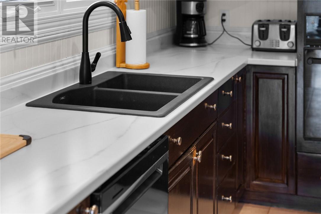 5041 Notre Dame Avenue, Hanmer, Ontario  P3P 1X4 - Photo 9 - 2125624