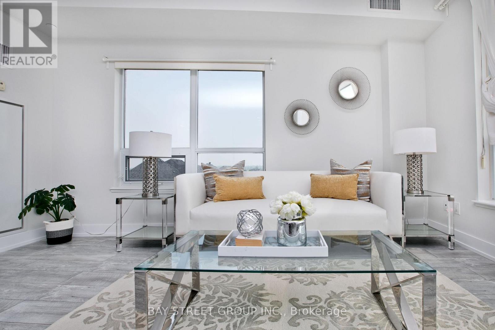 528 - 540 Bur Oak Avenue, Markham, Ontario  L6C 0Y2 - Photo 2 - N12536570