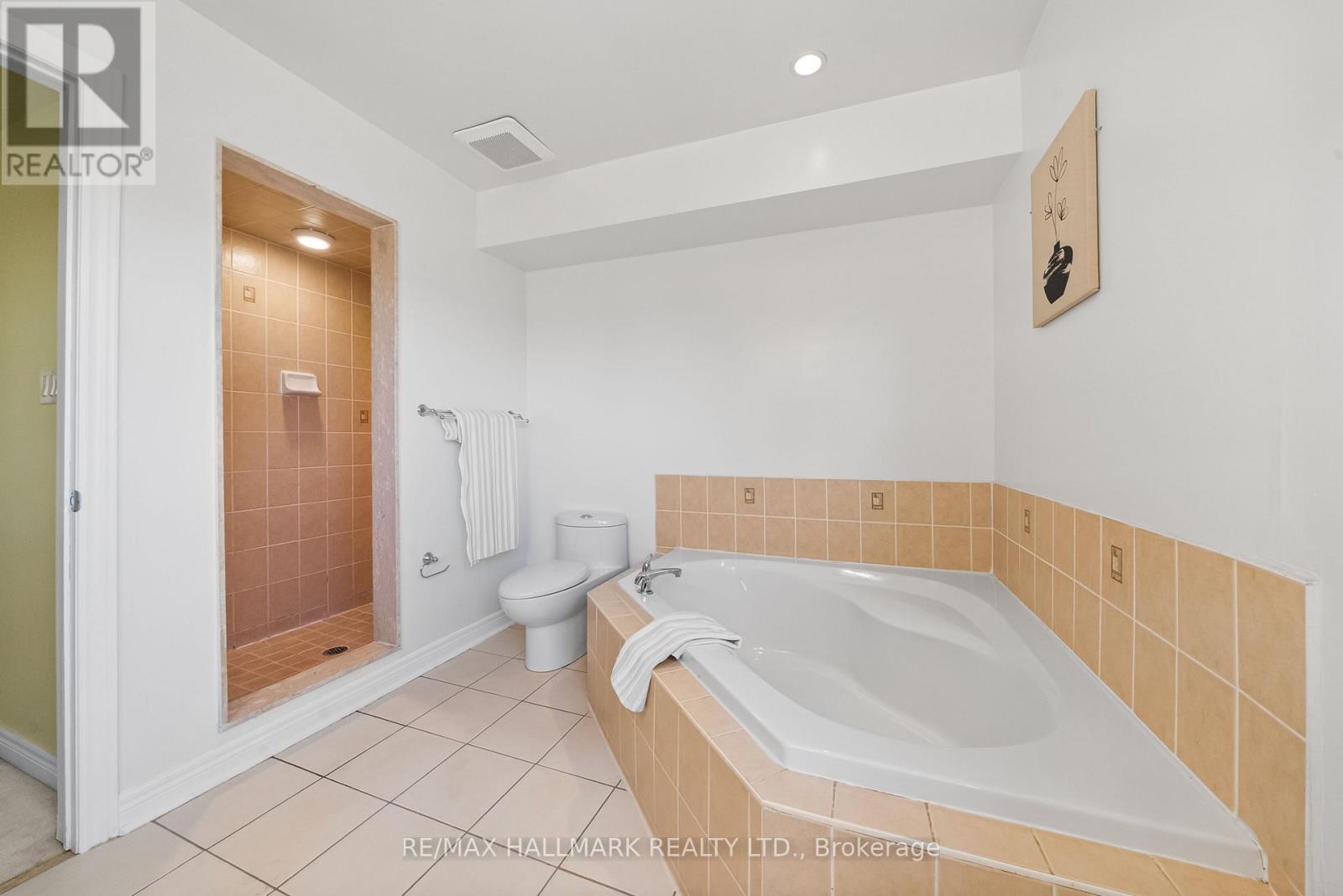 22 - 30 Greensborough Village Circle, Markham, Ontario  L6E 1Z1 - Photo 28 - N12536604