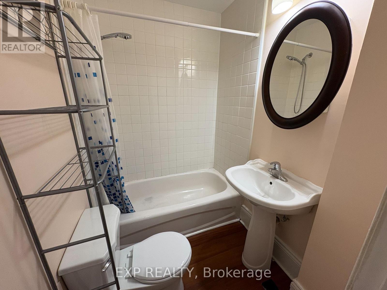 2 - 567 Pearson Street, Newmarket, Ontario  L3Y 1G2 - Photo 6 - N12536614