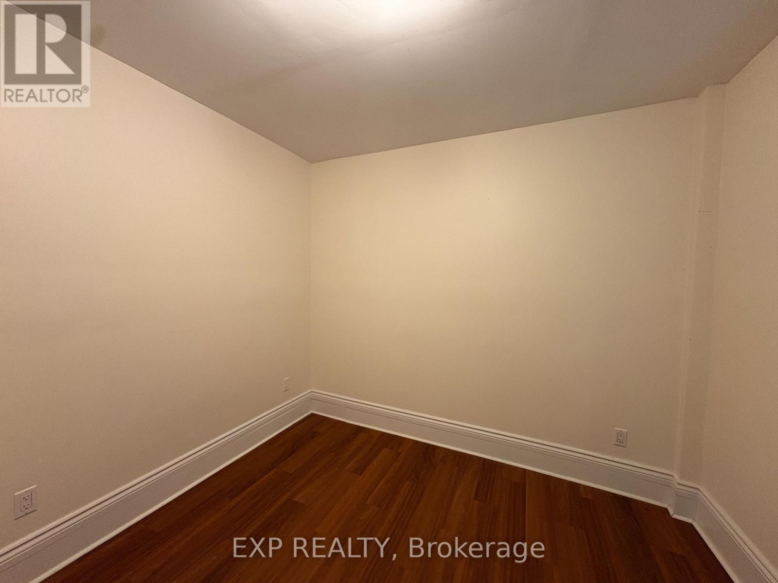 2 - 567 Pearson Street, Newmarket, Ontario  L3Y 1G2 - Photo 9 - N12536614