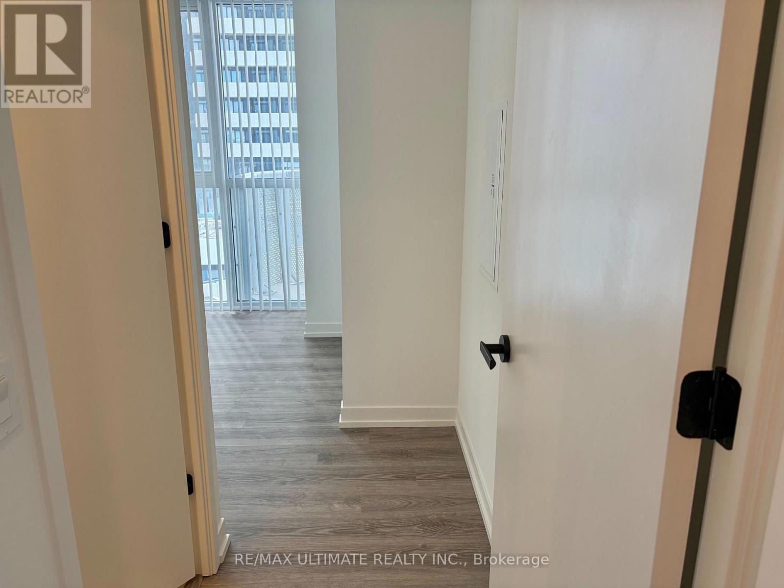 702 - 8 Interchange Way, Vaughan, Ontario L4K 0R2 - Photo 16 - N12536634