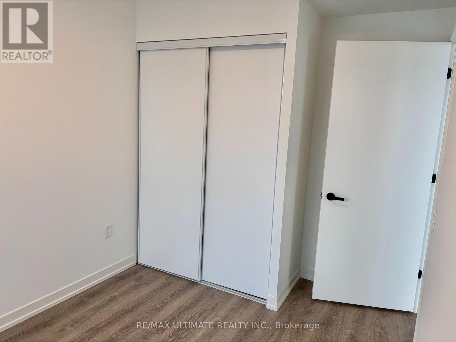 702 - 8 Interchange Way, Vaughan, Ontario L4K 0R2 - Photo 17 - N12536634