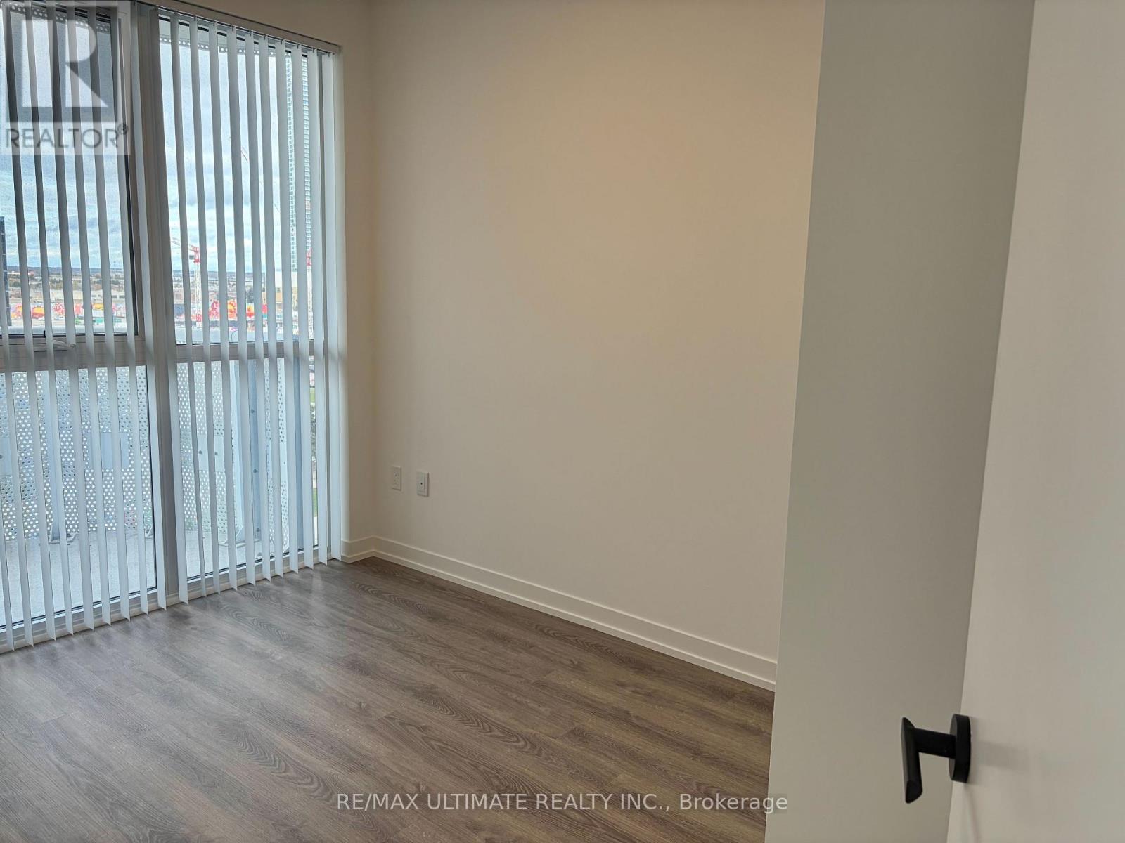 702 - 8 Interchange Way, Vaughan, Ontario L4K 0R2 - Photo 18 - N12536634