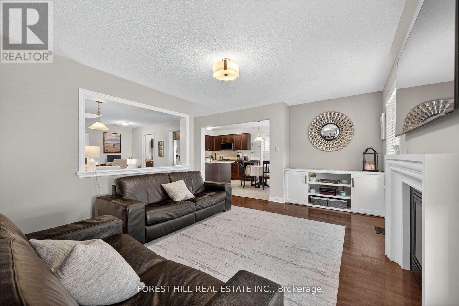 60 Sundragon Trail, Bradford West Gwillimbury, Ontario  L3Z 0H5 - Photo 13 - N12536636