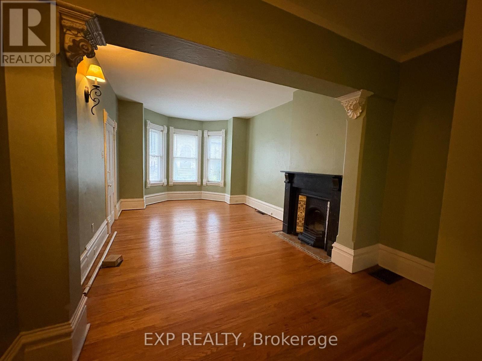 B - 491 Eagle Street, Newmarket, Ontario  L3Y 1K7 - Photo 12 - N12536792