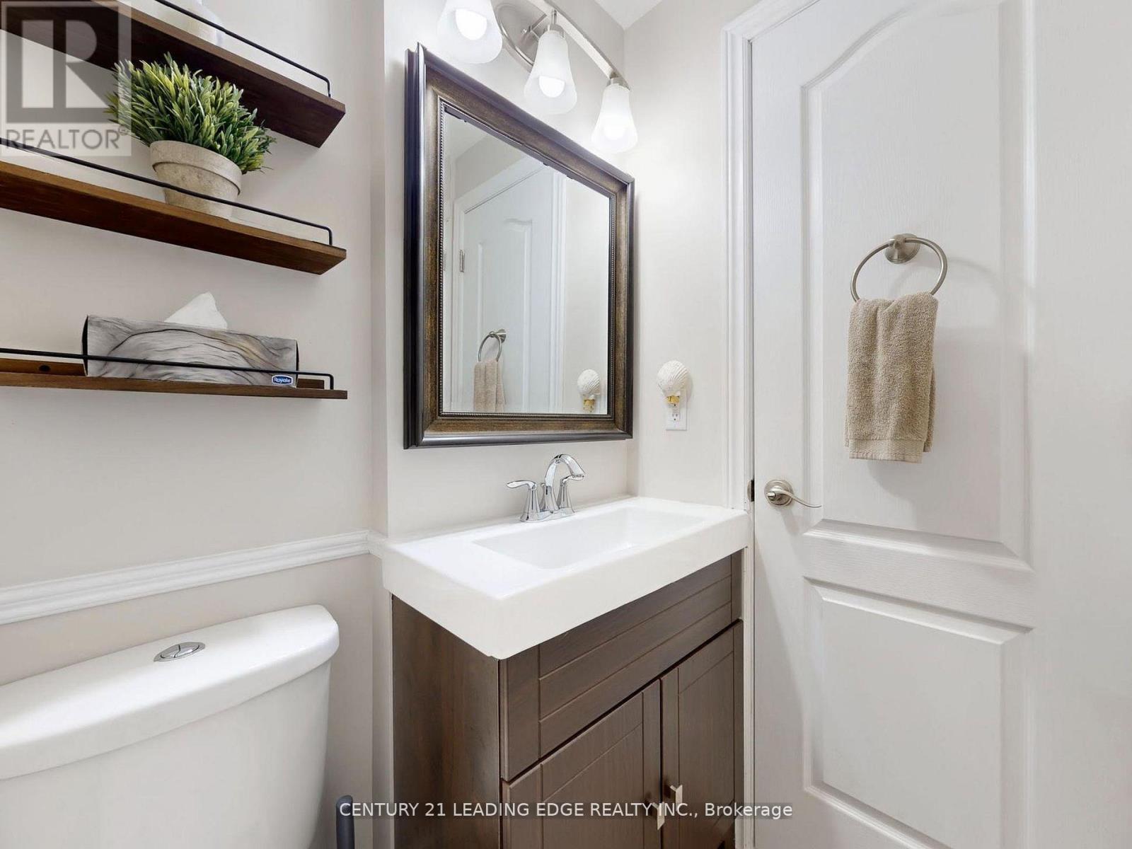 27 Isle Vista Drive, Georgina, Ontario  L0E 1N0 - Photo 18 - N12536812