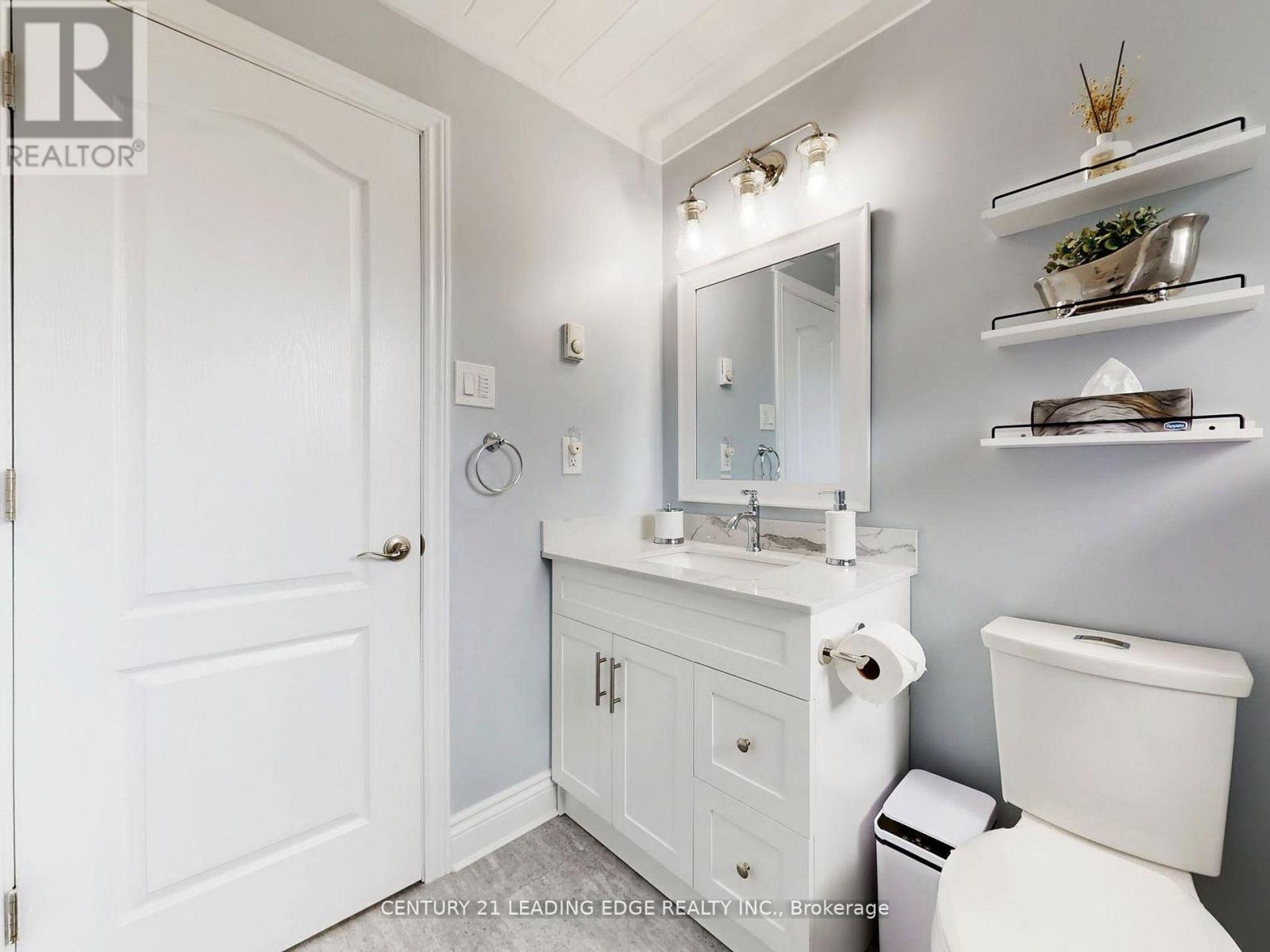 27 Isle Vista Drive, Georgina, Ontario  L0E 1N0 - Photo 23 - N12536812