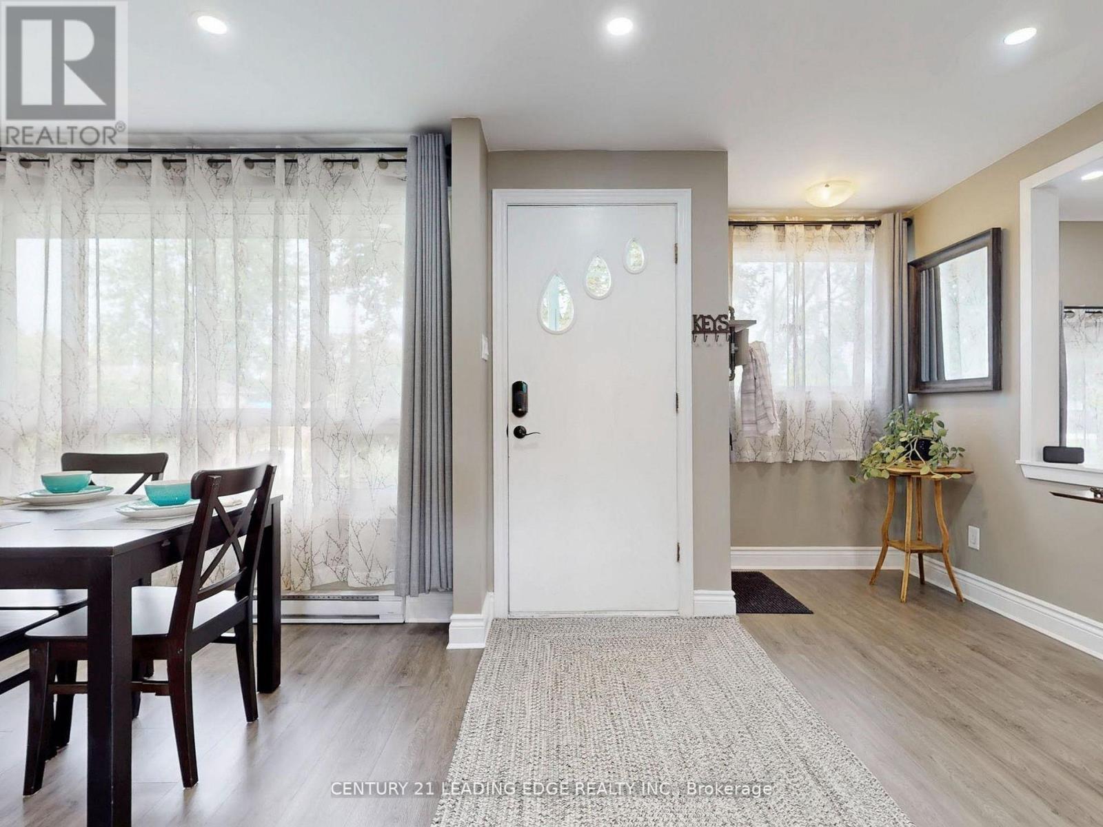 27 Isle Vista Drive, Georgina, Ontario  L0E 1N0 - Photo 28 - N12536812