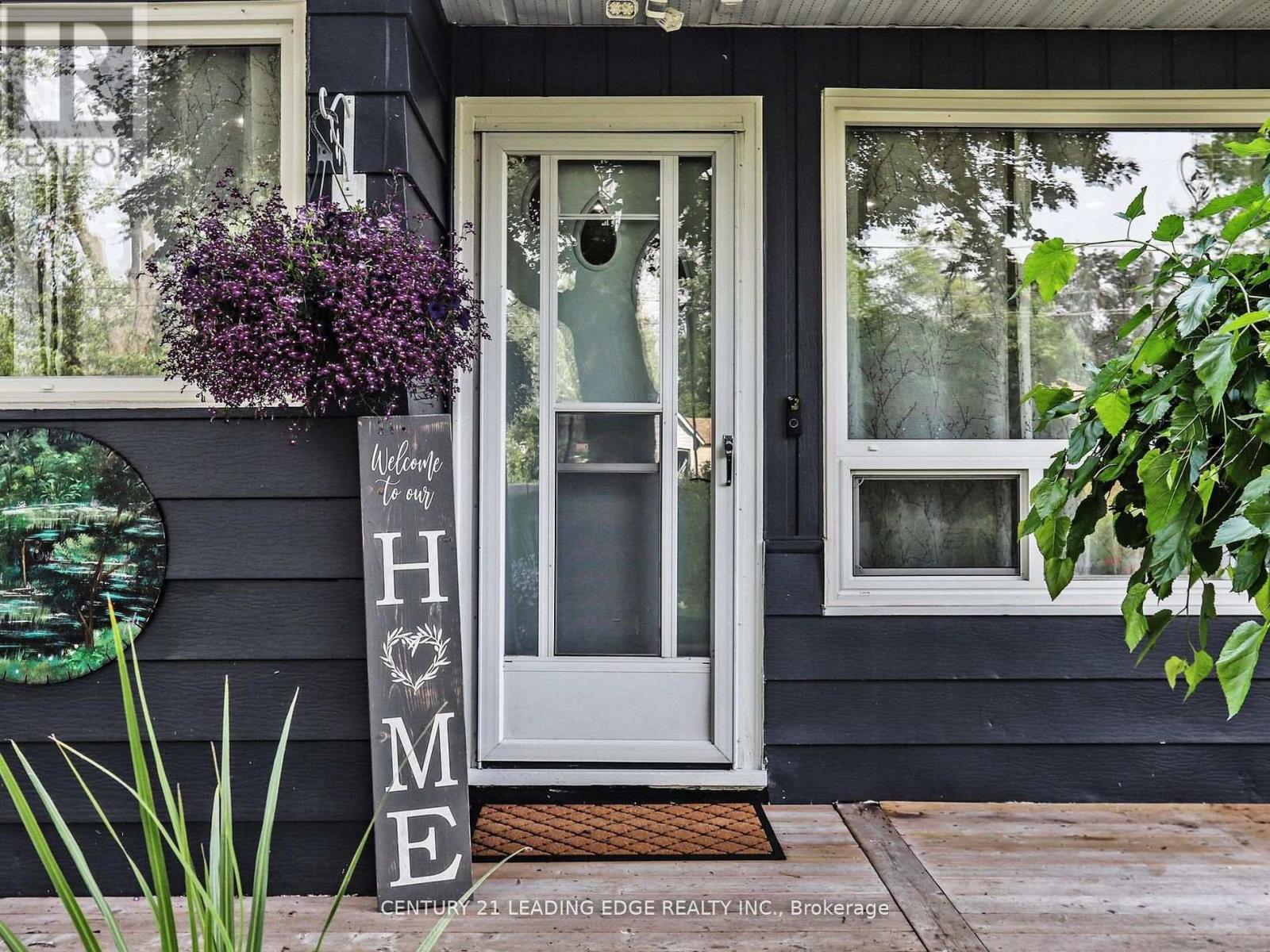 27 Isle Vista Drive, Georgina, Ontario  L0E 1N0 - Photo 3 - N12536812