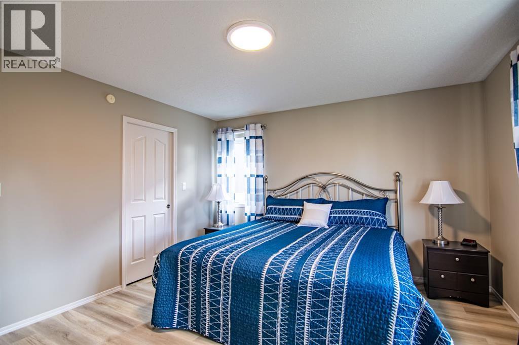 8 Oswald Close, Red Deer, Alberta  T4R 5E2 - Photo 30 - A2260856