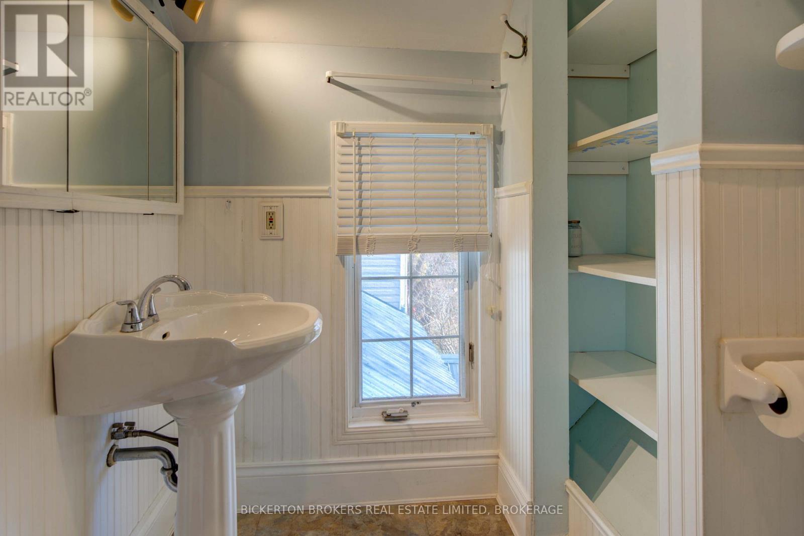 20 Gilbert Street, Lansdowne Village, Ontario K0E 1L0 - Photo 28 - X12536942