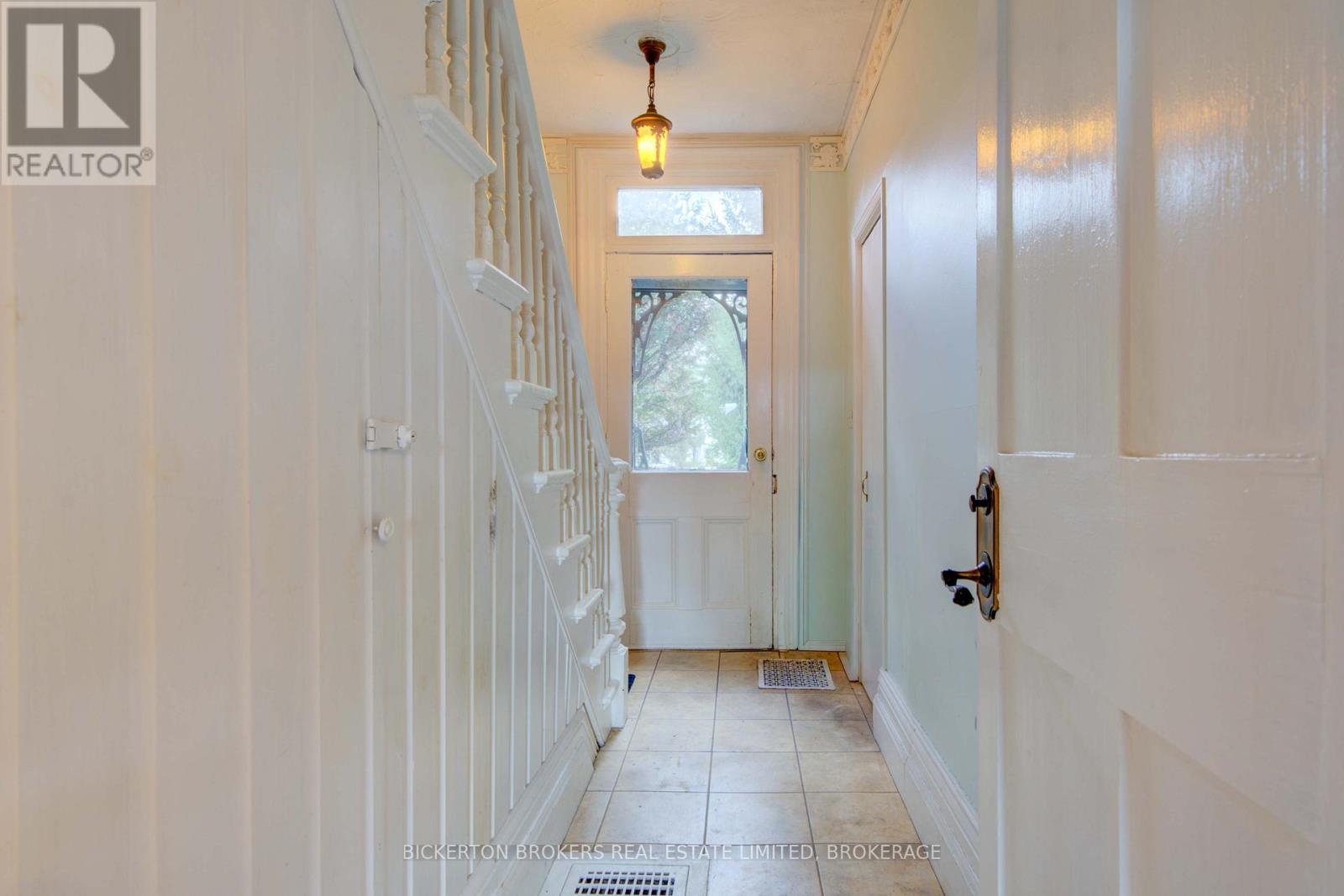 20 Gilbert Street, Lansdowne Village, Ontario K0E 1L0 - Photo 32 - X12536942