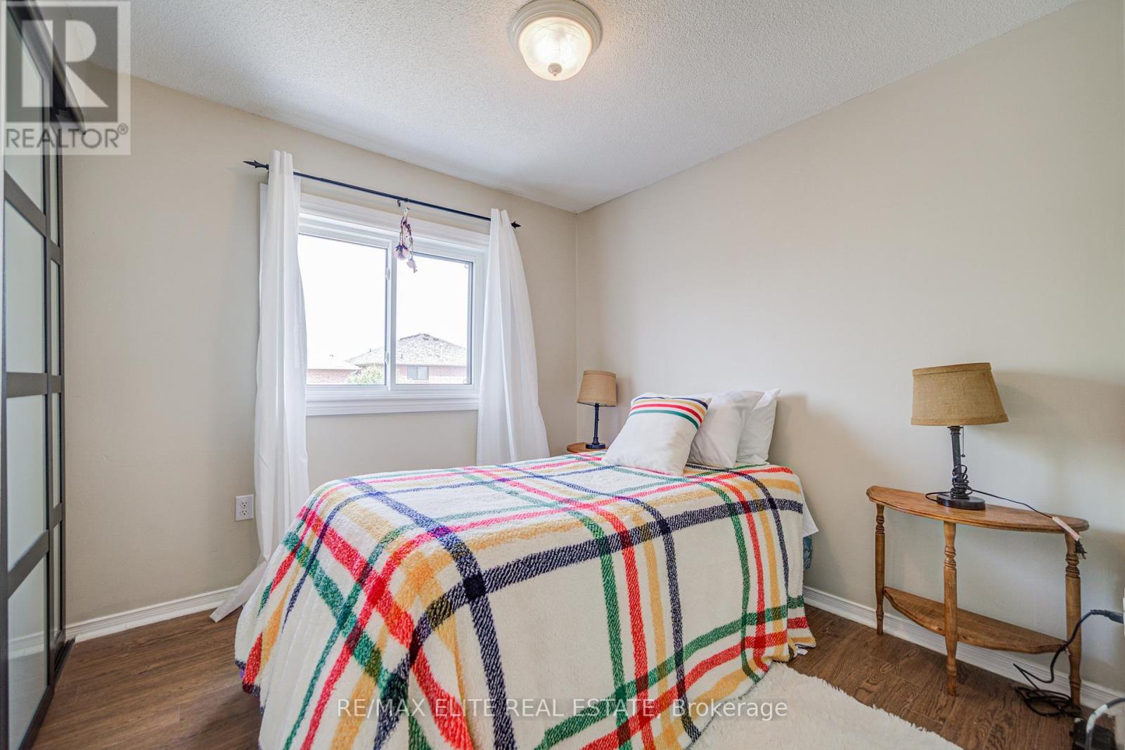 222 Country Lane, Barrie, Ontario  L4N 0W1 - Photo 20 - S12536686