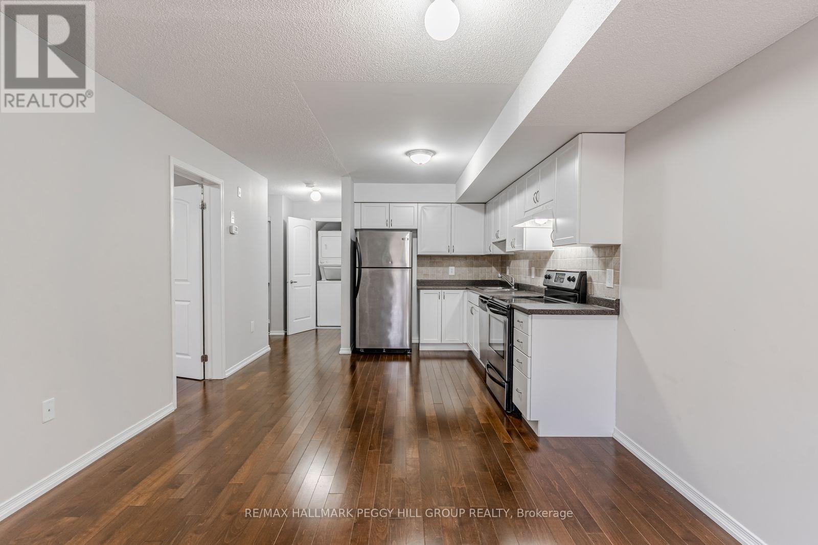 1 - 15 Cheltenham Road, Barrie, Ontario  L4M 0E7 - Photo 2 - S12536800