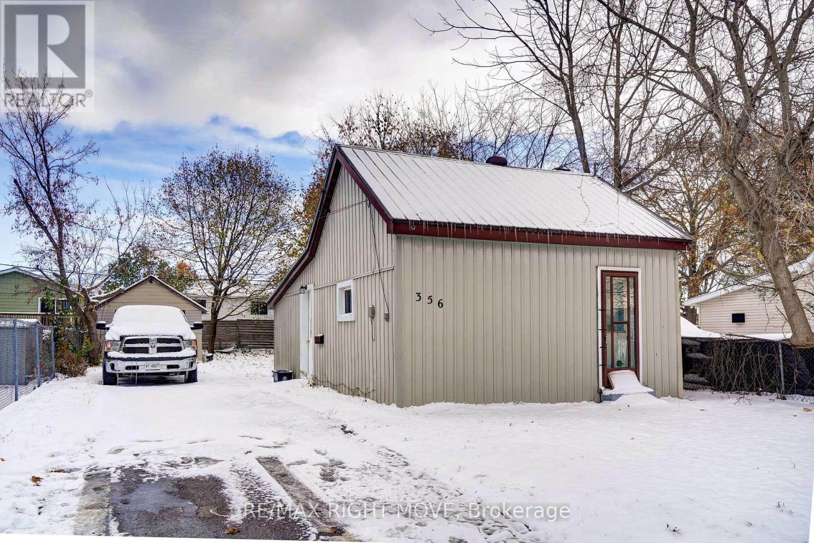 356 East Street E, Orillia, Ontario  L3V 4C5 - Photo 2 - S12536830