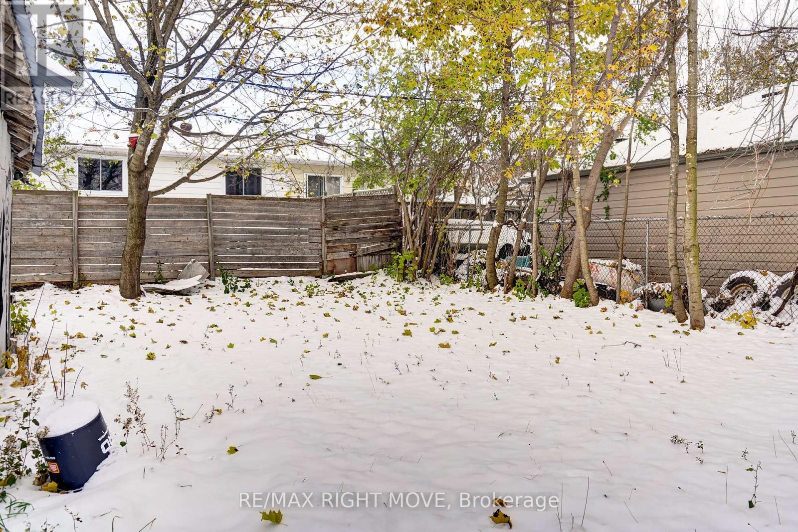 356 East Street E, Orillia, Ontario  L3V 4C5 - Photo 4 - S12536830