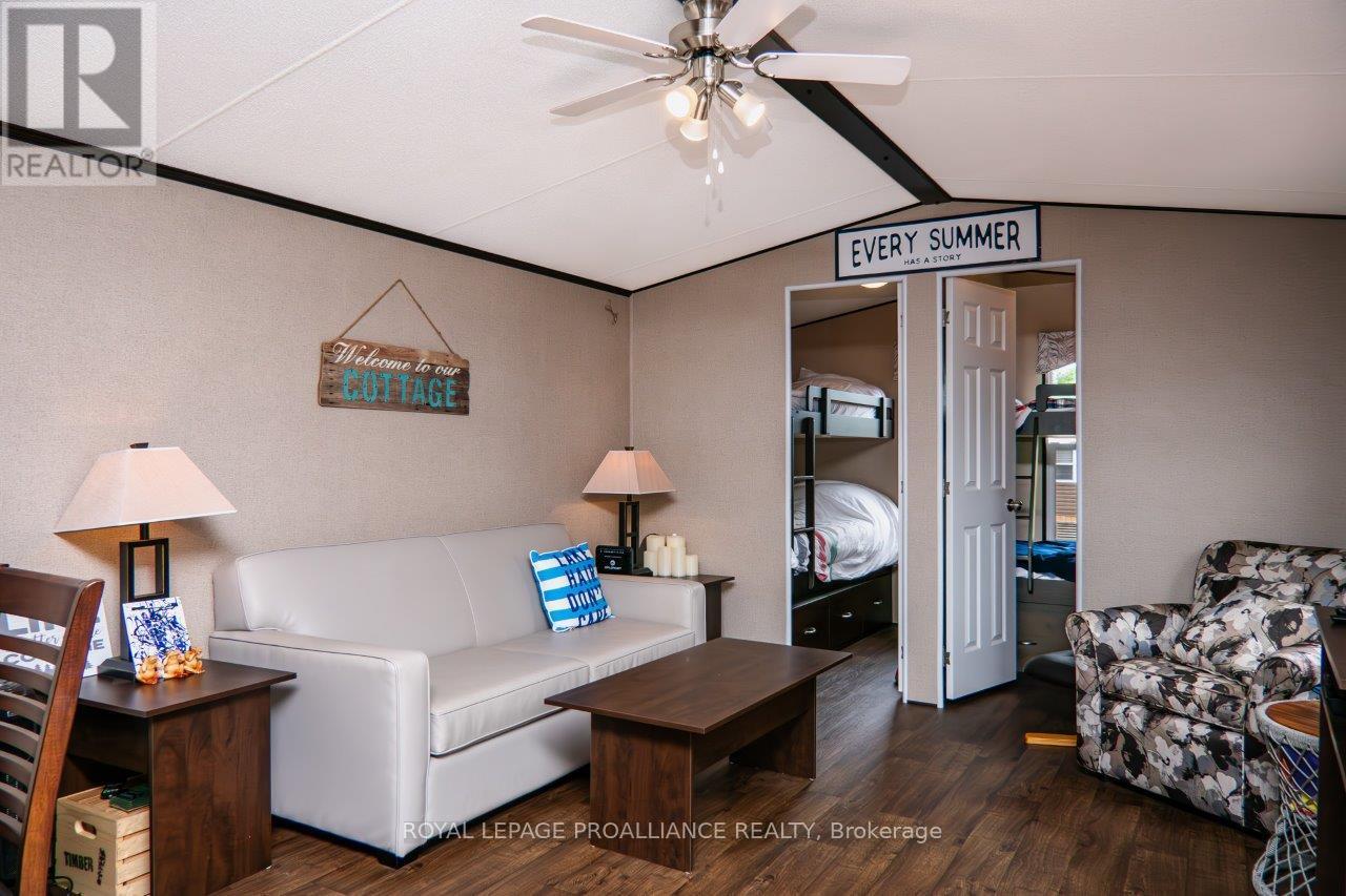 486 Cty Rd 18-12 Park Meadow Lane, Prince Edward County, Ontario K0K 1P0 - Photo 17 - X12536902