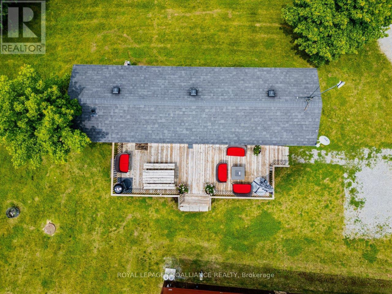 486 Cty Rd 18-12 Park Meadow Lane, Prince Edward County, Ontario K0K 1P0 - Photo 19 - X12536902