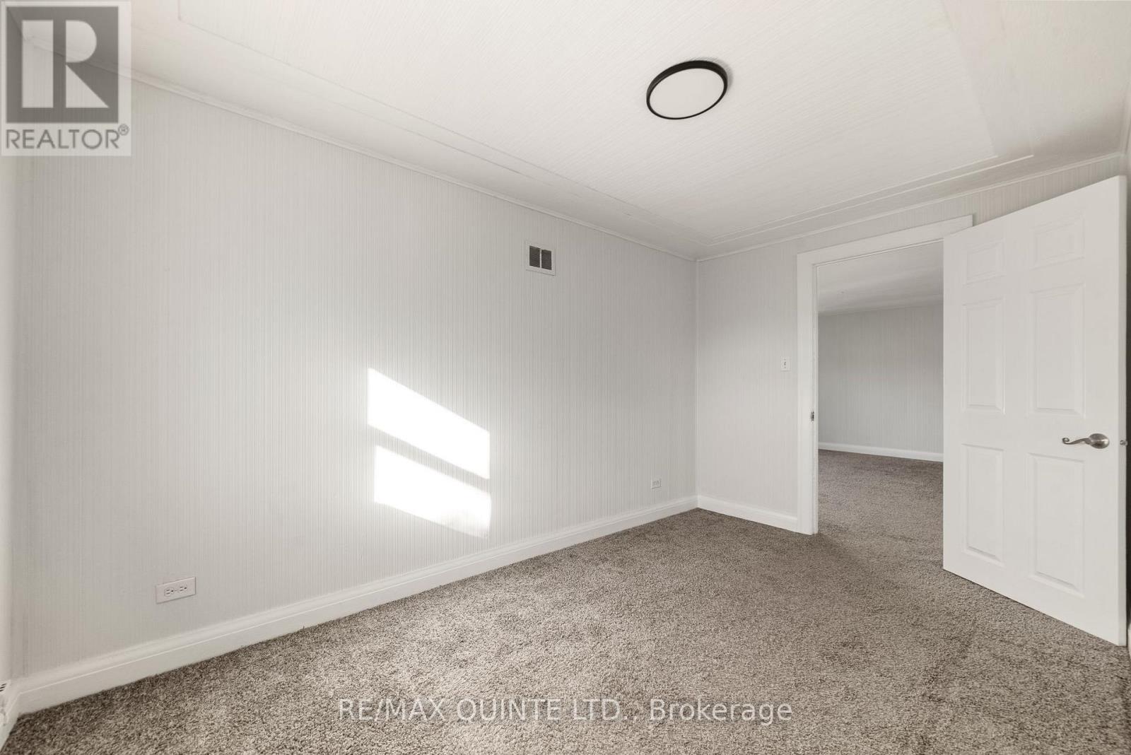 7 Ritchie Avenue, Belleville, Ontario  K8P 3V8 - Photo 19 - X12536926