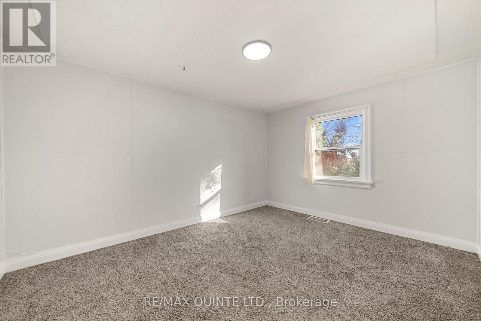 7 Ritchie Avenue, Belleville, Ontario  K8P 3V8 - Photo 20 - X12536926