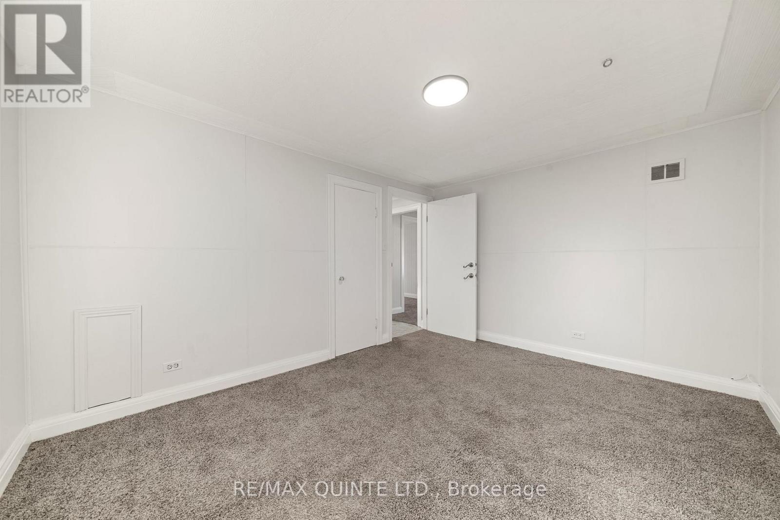 7 Ritchie Avenue, Belleville, Ontario  K8P 3V8 - Photo 21 - X12536926