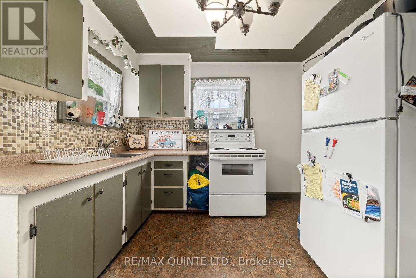 7 Ritchie Avenue, Belleville, Ontario  K8P 3V8 - Photo 27 - X12536926