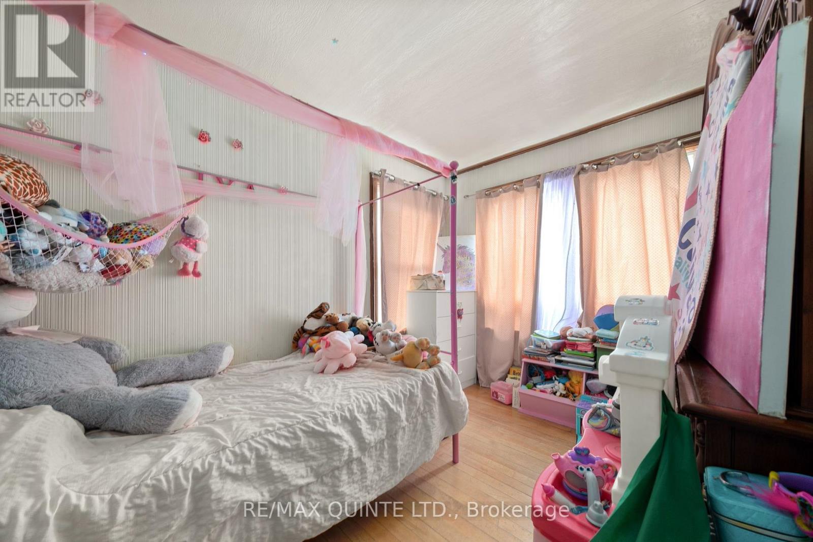 7 Ritchie Avenue, Belleville, Ontario  K8P 3V8 - Photo 28 - X12536926