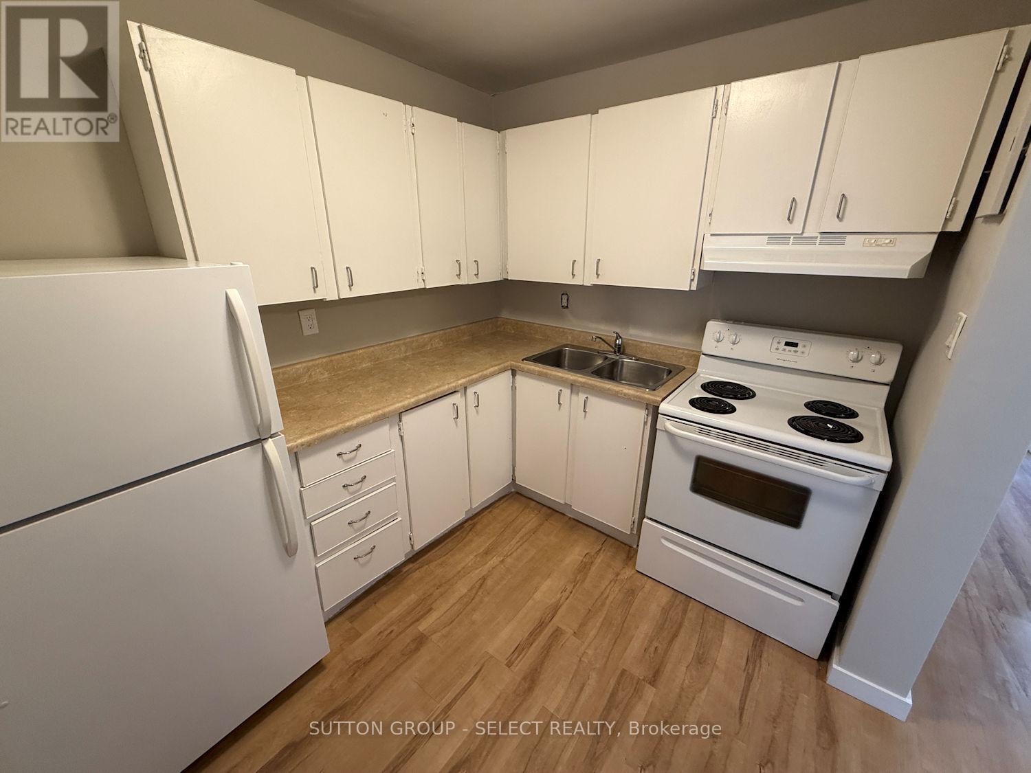 1107 - 573 Mornington Avenue, London East, Ontario  N5Y 4T9 - Photo 4 - X12536900