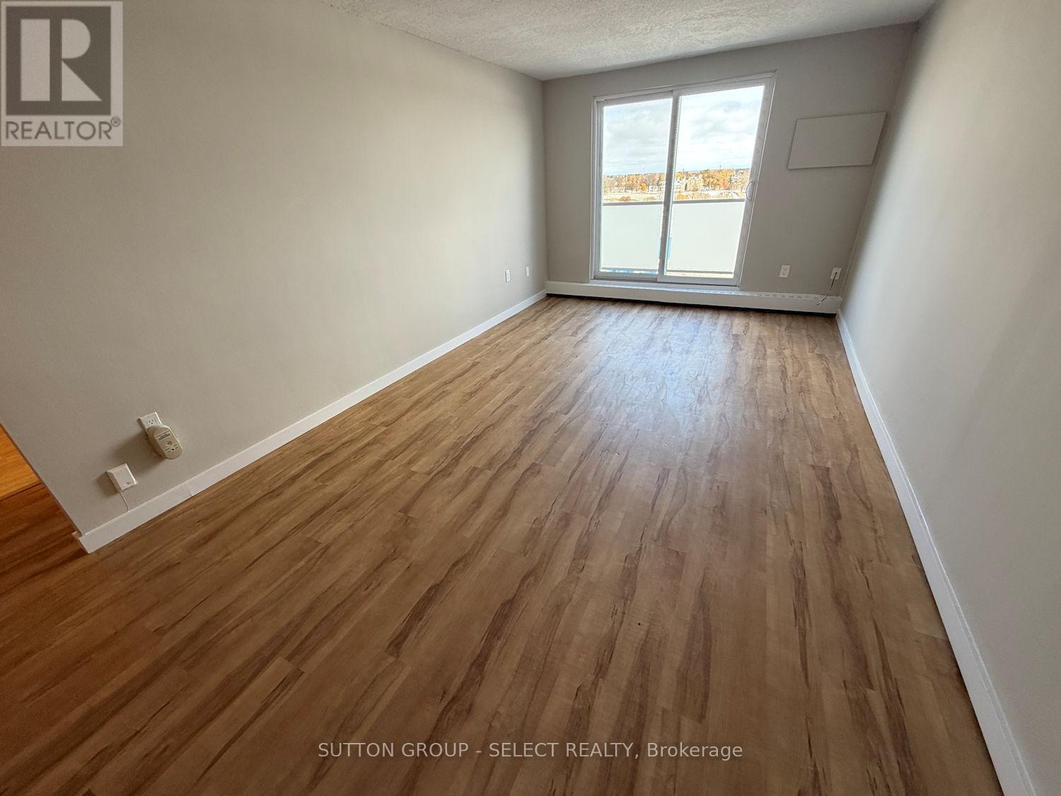 1107 - 573 Mornington Avenue, London East, Ontario  N5Y 4T9 - Photo 9 - X12536900