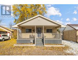 208 VICTORIA AVENUE E, South Huron, Ontario