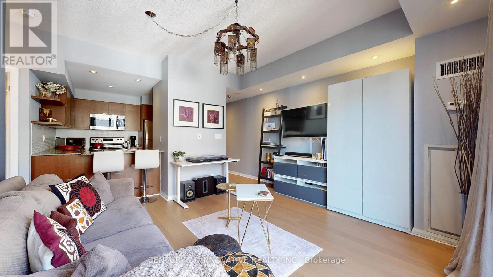 1510 - 35 Hayden Street E, Toronto, Ontario  M4Y 3C3 - Photo 9 - C12536878