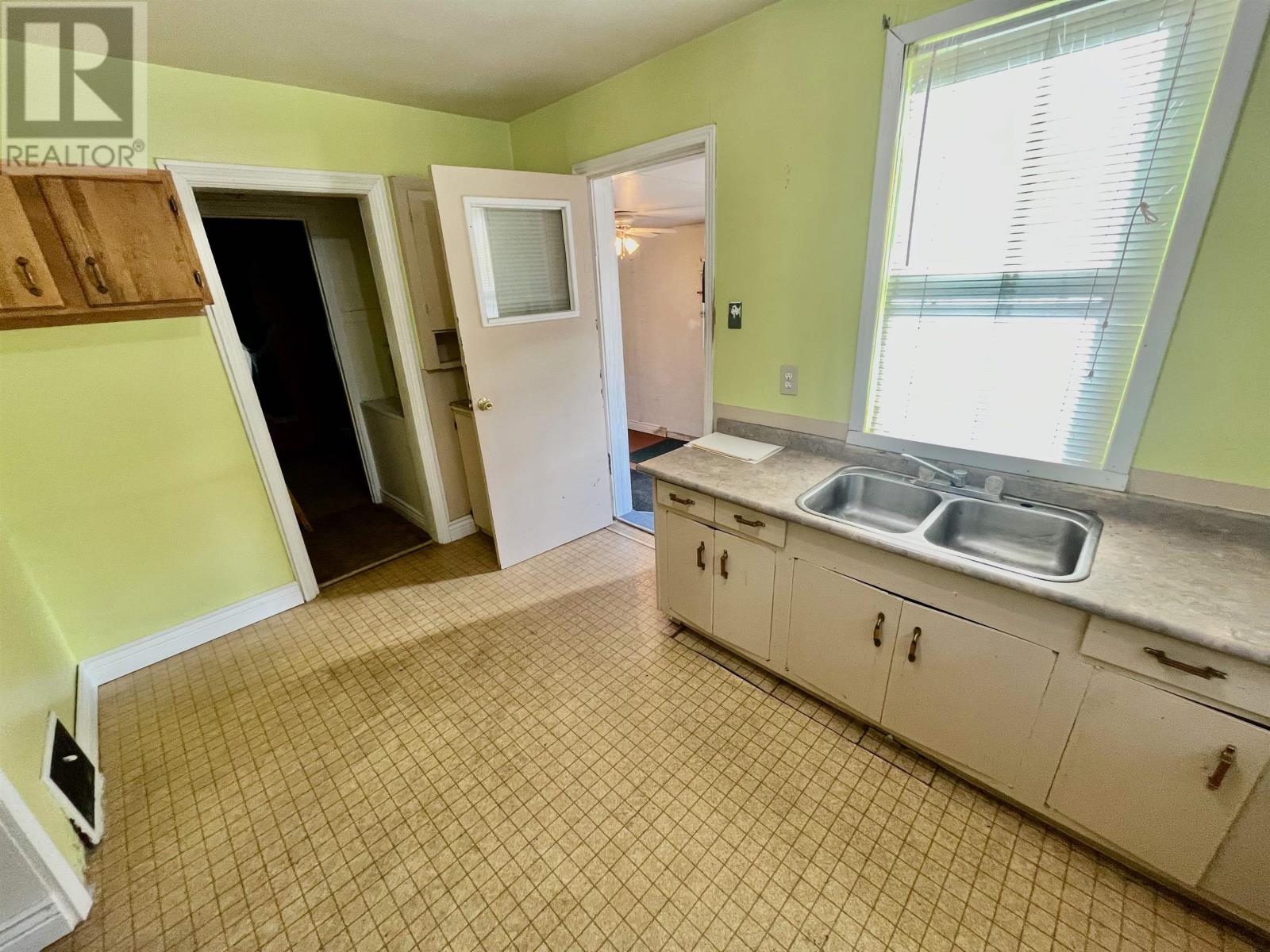 254 Florence St, Dryden, Ontario P8N 2S4 - Photo 4 - TB253454