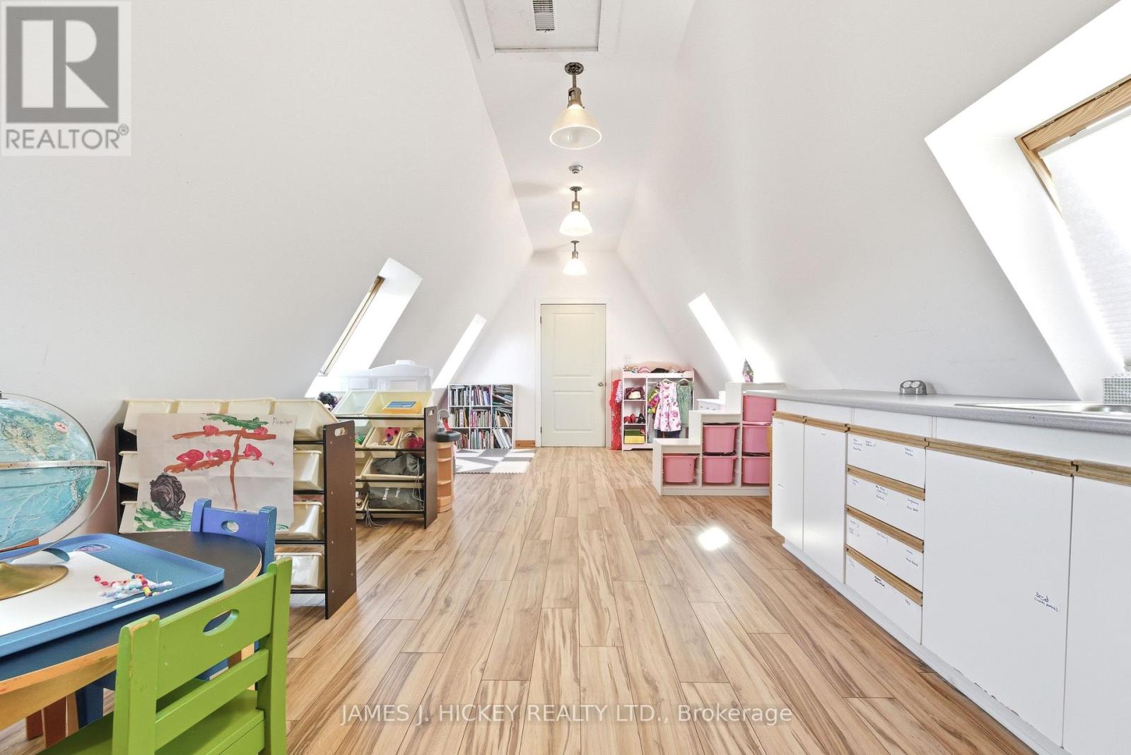 120 Deep River Road, Deep River, Ontario K0J 1P0 - Photo 16 - X12536928