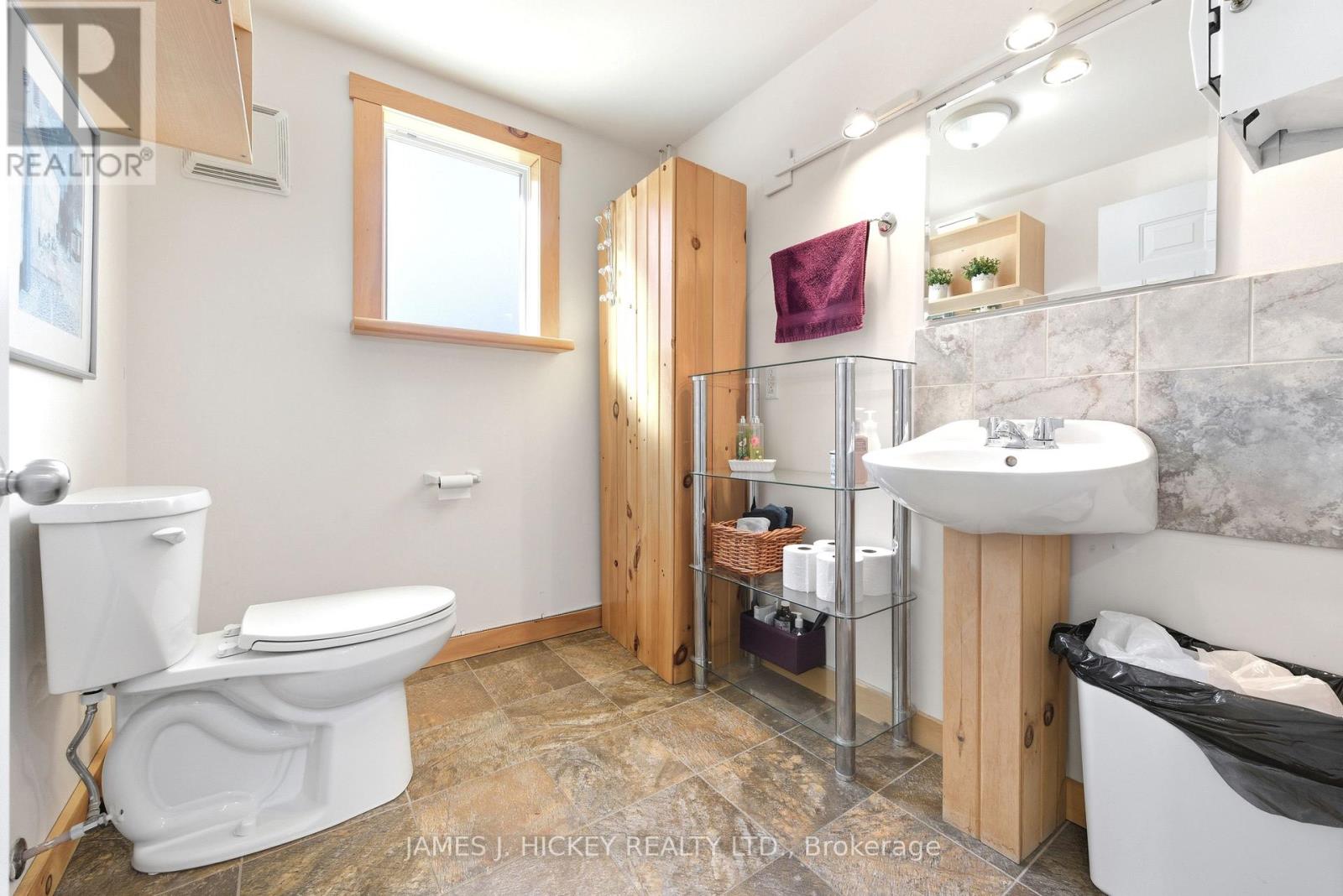 120 Deep River Road, Deep River, Ontario K0J 1P0 - Photo 37 - X12536928