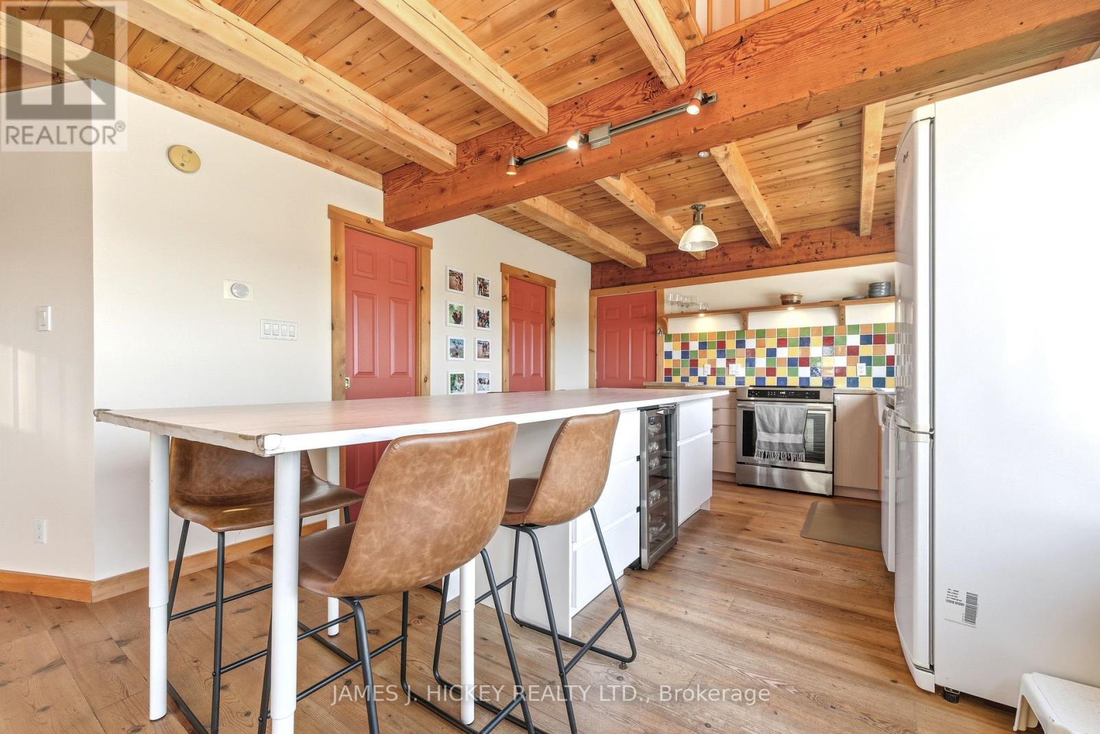 120 Deep River Road, Deep River, Ontario K0J 1P0 - Photo 8 - X12536928