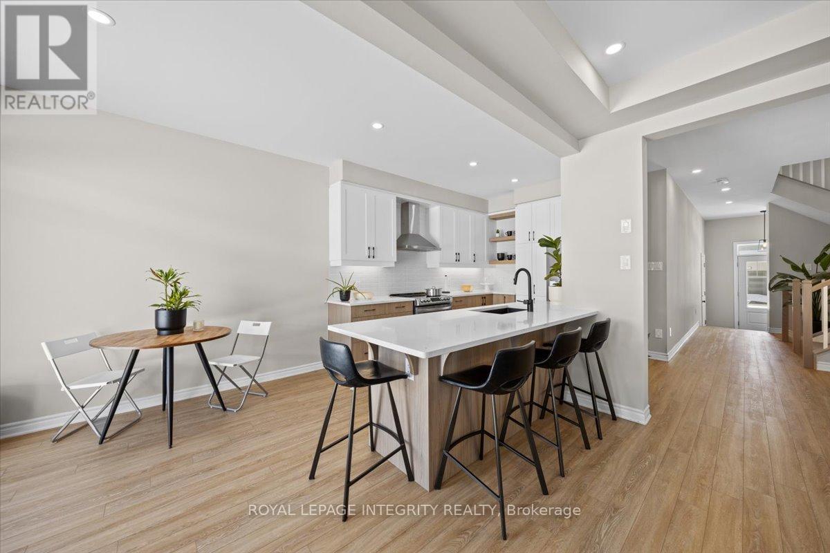 355 Crossway Terrace, Ottawa, Ontario  K2S 2Z3 - Photo 16 - X12536920